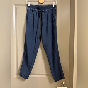 Lululemon &go On The Go Joggers Size 6 Navy Blue